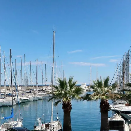 Locazione Turistica Marina Degli Aregai Διαμέρισμα *